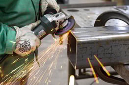 Gebundene Schleifmittel mit keramischen Korn können bei vielen Anwendungen in der Metallverarbeitung eine außergewöhnliche Leistung und Haltbarkeit bieten.