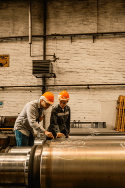 Weiler-Jesenice-RG-Inspecting-Rolls-020